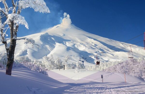 VULCÃO VILLARRICA COM RAQUETES